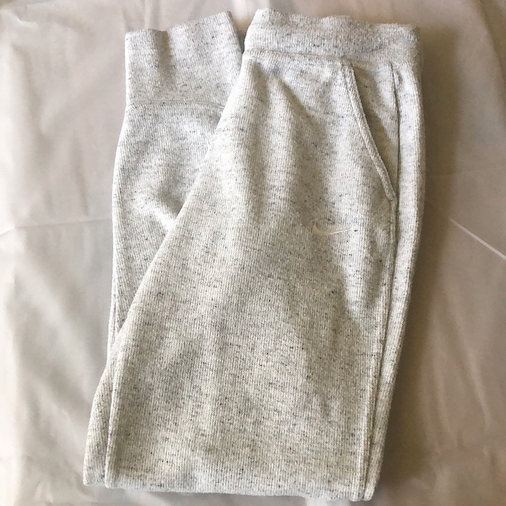 Nike Solo Swoosh drawstring pant